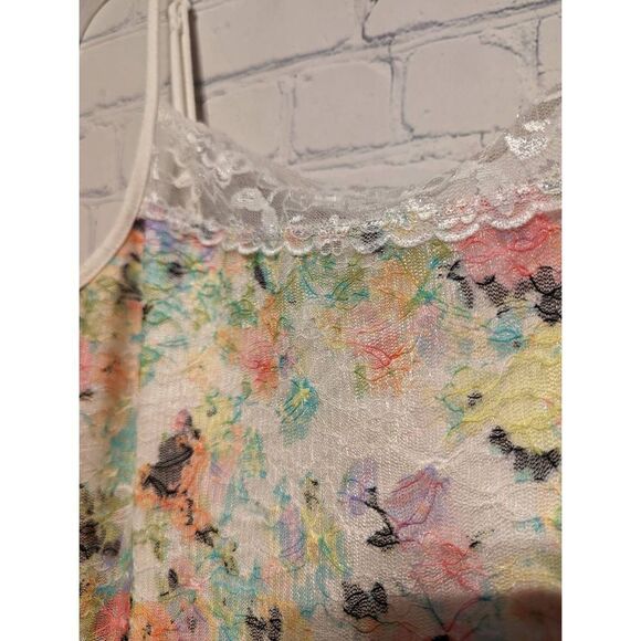 Maurices camisole size small - Picture 3 of 5